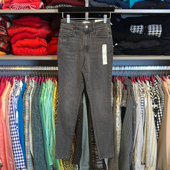 Universal Thread gray high rise skinny jeans size 2 - Picture 1 of 3